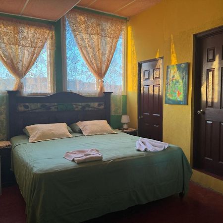 Casa Maya Itza Flores Exterior photo