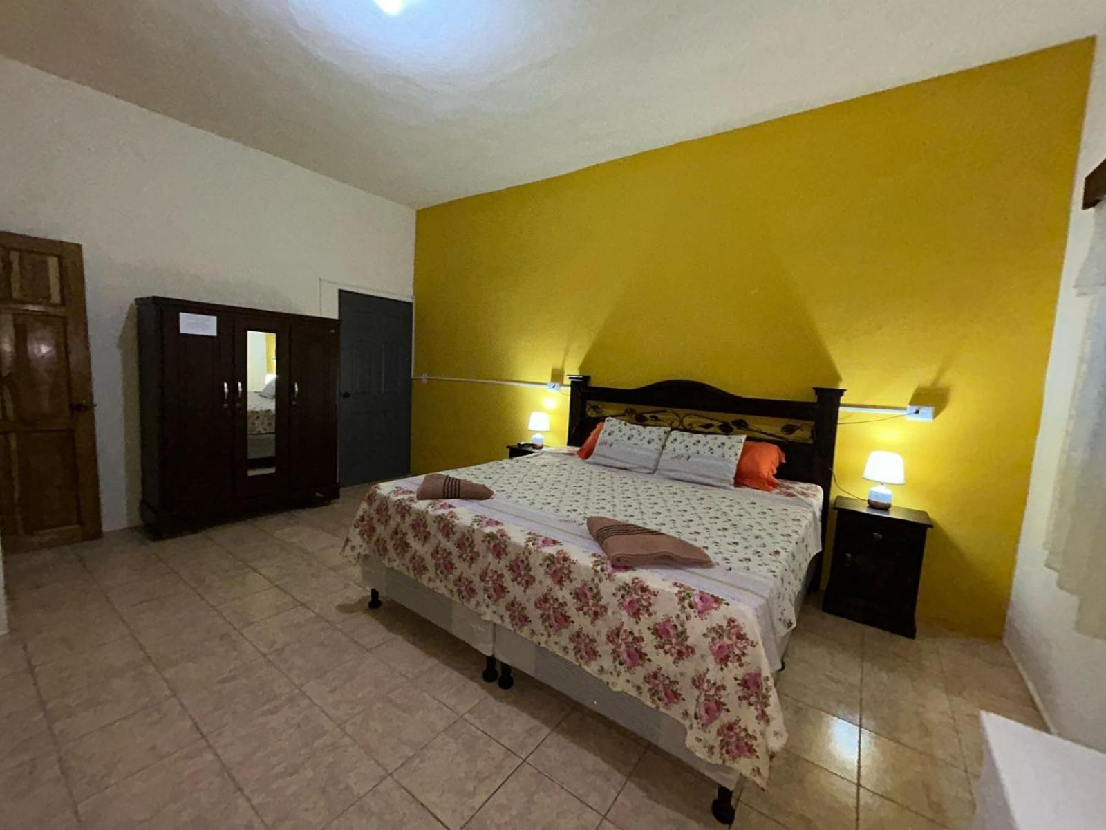Casa Maya Itza Flores Exterior photo