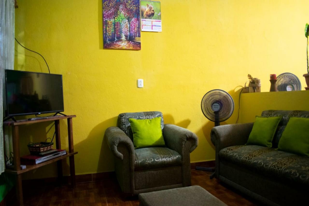 Casa Maya Itza Flores Exterior photo