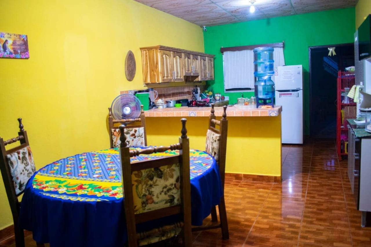 Casa Maya Itza Flores Exterior photo